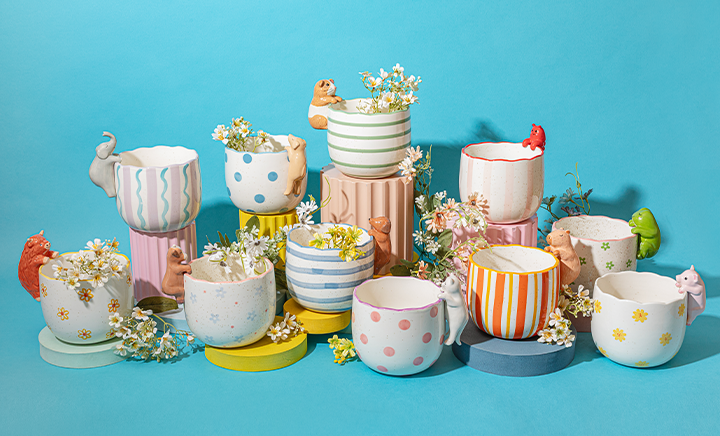 Planters & Vases
