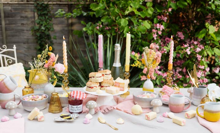 Tablescaping