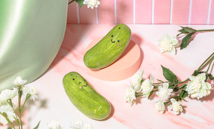 Salt & Pepper Shakers