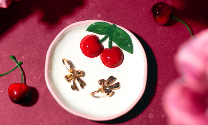 Jewellery Stands & Trinket Dishes